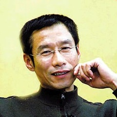 劉佩琦?