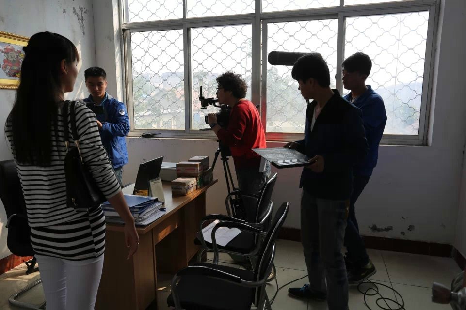 老爸很難之風云再起 工作現場