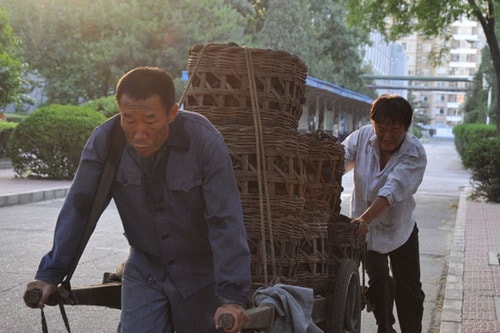 http://www.fjsenfa.cn/pics/default/download/95facbd6df8057022f48d9da24f754a0.jpg