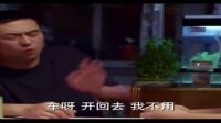 關曉彤和張嘉譯邊拍戲邊吃燒烤，這演技和臨場發揮太厲害了！