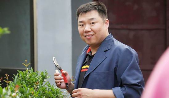 http://www.fjsenfa.cn/pics/default/download/9c5027bd26d55fd76f407b41a909b327.jpg