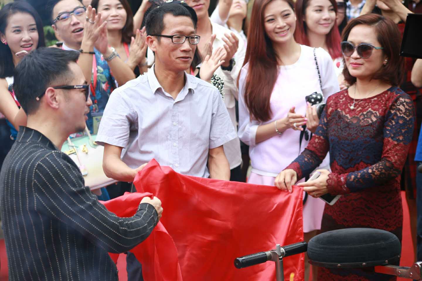 http://www.fjsenfa.cn/pics/default/download/a190143918dd27373efb1b6bcbdf7ecc.jpg