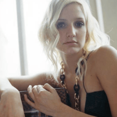 阿什麗·辛普森Ashlee Simpson