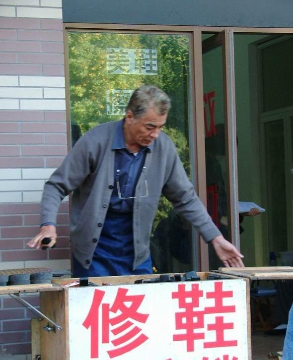http://www.fjsenfa.cn/pics/default/download/a6fa5137bb257eff3f7a15665415e3fd.jpg