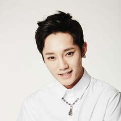 劉也