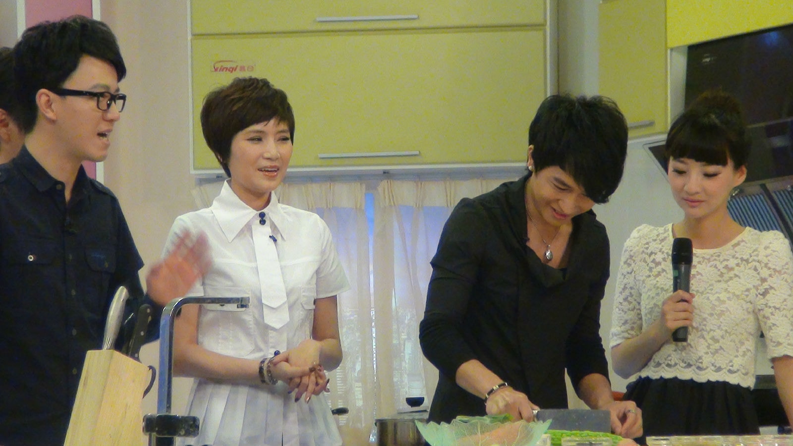 http://www.fjsenfa.cn/pics/default/download/b2a7bf148e6b5a8ca21bcf7f099f73b7.jpg