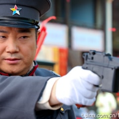 鄧細(xì)斌?