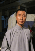 張笑君