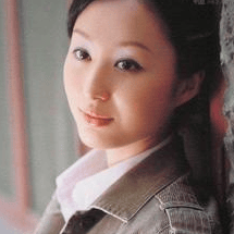 官嘉麗?