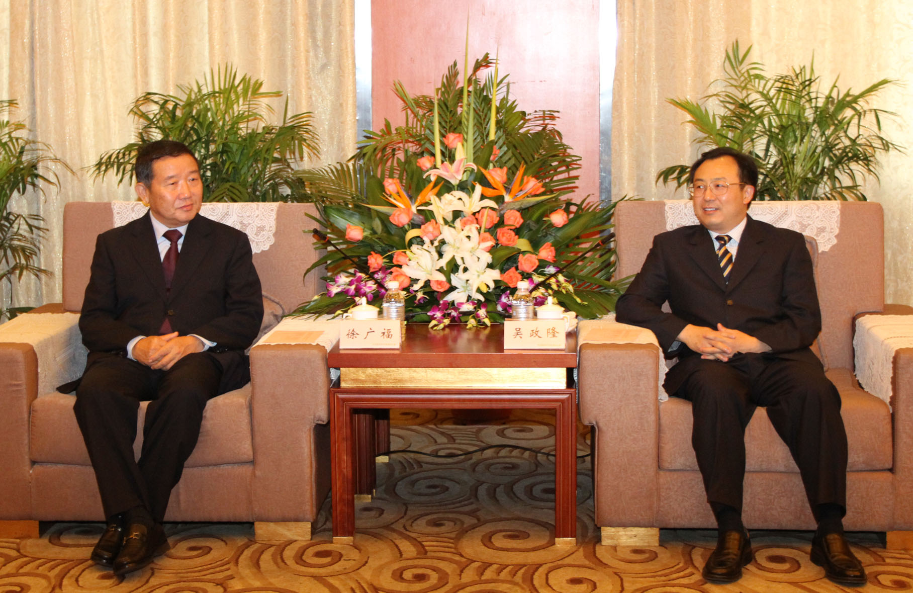 http://www.fjsenfa.cn/pics/default/download/b87e778fc36cbe52f420c2fcc81591f1.jpg