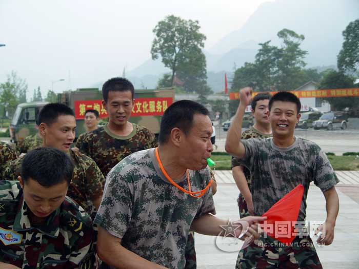http://www.fjsenfa.cn/pics/default/download/c074dc582812d6efd2db9bed7e471220.jpg