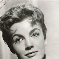 喬安娜·巴恩斯Joanna Barnes