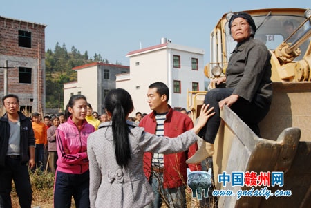http://www.fjsenfa.cn/pics/default/download/c784ff2c9c9b118b14e62457a109ddc6.jpg