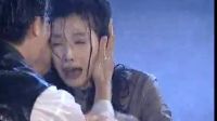 木棉花的春天：佩云冒雨跑回莫家，卻被采薇趕走！真惡毒！