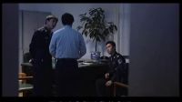 公安局長(zhǎng)微服私訪，碰見(jiàn)民警違規(guī)執(zhí)法，被民警當(dāng)成老百姓趕走