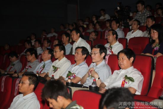 http://www.fjsenfa.cn/pics/default/download/d7ebc9ad13fd0eee229fda93d7756bff.jpg
