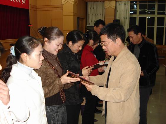 http://www.fjsenfa.cn/pics/default/download/d873cb3a057dd89e1f0d16e6023d9bfc.jpg