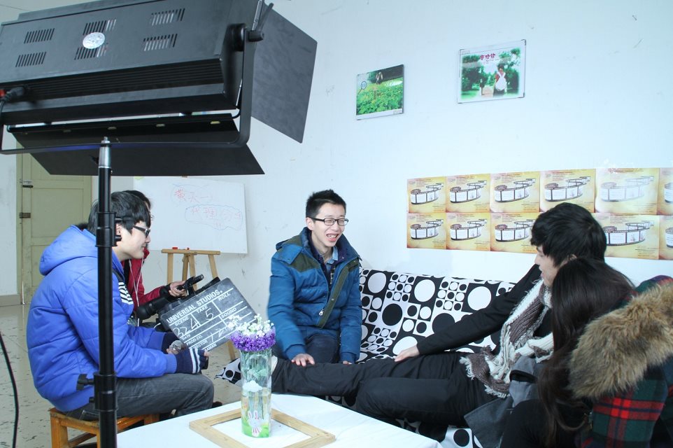 http://www.fjsenfa.cn/pics/default/download/dcd1f1dba8292df38e3df34f37cdc321.jpg