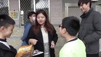 《終極一班4》小男孩粉絲跟辜戰要簽名