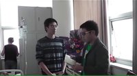 團一族 幫助 新疆四川籍農民工募捐