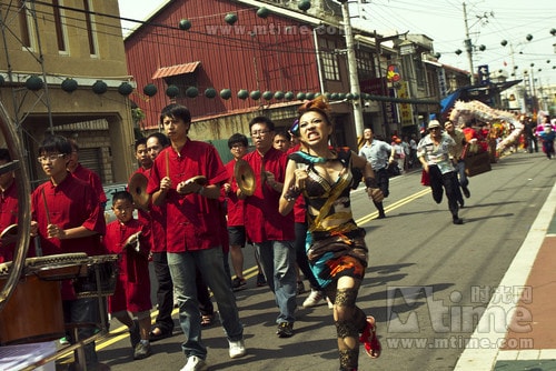 http://www.fjsenfa.cn/pics/default/download/e58ddd6784e04fcd44bac4ef7eb05950.jpg