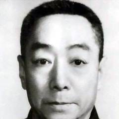 譚富英
