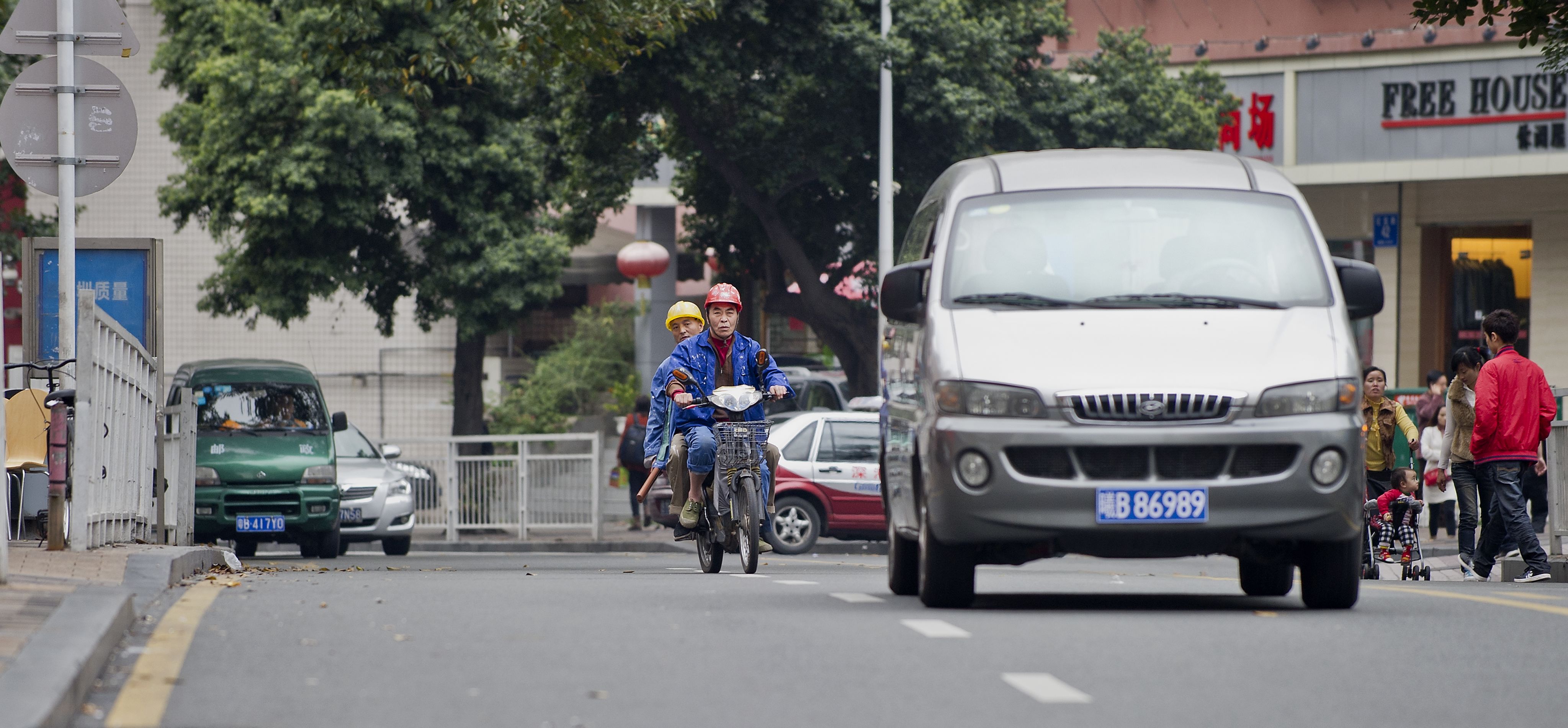 http://www.fjsenfa.cn/pics/default/download/e677674717bf01436ca72b19a94f3850.jpg