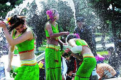http://www.fjsenfa.cn/pics/default/download/e9320e4c84b21af06348aefe36f15adc.jpg