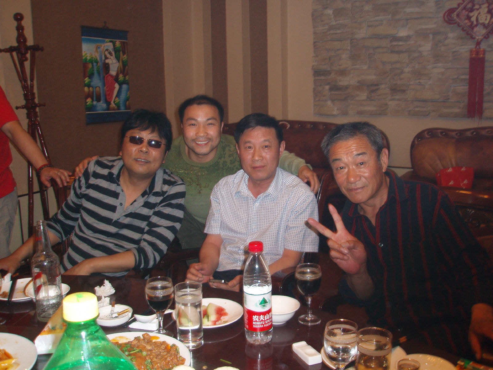 http://www.fjsenfa.cn/pics/default/download/e9af415660dc054578f8c4804f25f885.jpg