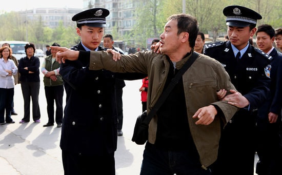 http://www.fjsenfa.cn/pics/default/download/ea1ec629adee44fd34596184aec76a0b.jpg
