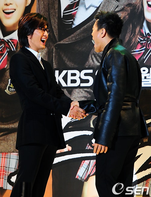 http://www.fjsenfa.cn/pics/default/download/eb7020e976385525a742e2342d472a9f.jpg