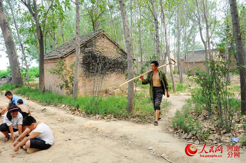 http://www.fjsenfa.cn/pics/default/download/efb9106585e4df1ef249af63a733abbc.jpg