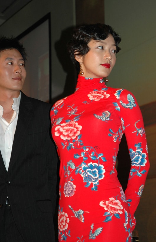 http://www.fjsenfa.cn/pics/default/download/f301d6ed40183d52bba3f2cc2f3efd81.jpg