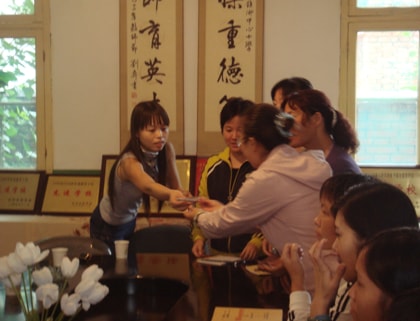 http://www.fjsenfa.cn/pics/default/download/f750cdbde1dfba25abac6047219745aa.jpg