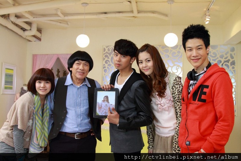 http://www.fjsenfa.cn/pics/default/download/f9a55b40fbe358fa4a442e4684d7a063.jpg