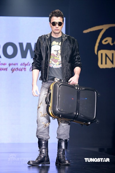 http://www.fjsenfa.cn/pics/default/download/fb867afba22d30f15e7df1838d5202bb.jpg