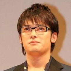 高岡蒼甫
