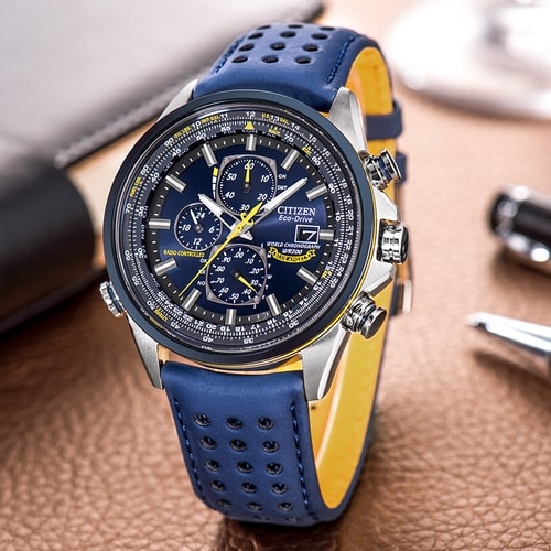 Citizen/西鐵城 贈皮帶 光動能電波藍天使萬年歷男表AT8020-54L