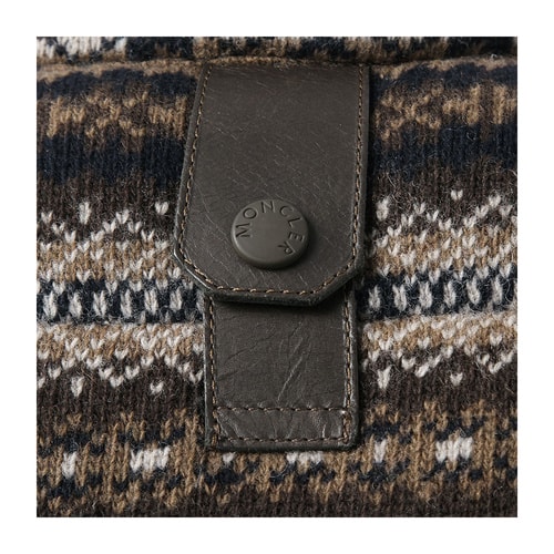 Moncler/蒙克萊 男士外套 尼龍混紡原毛拼接設(shè)計復(fù)古印花男士羽絨馬甲