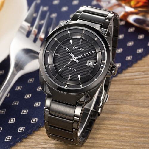 Citizen/西鐵城光動能表圈吸光男表“黑眼睛”AW1015-53E