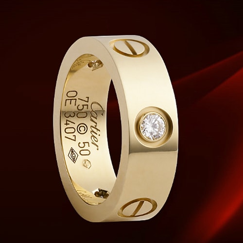 CARTIER/卡地亞 LOVE系列18K黃金寬版三鉆女性戒指\指環(huán)