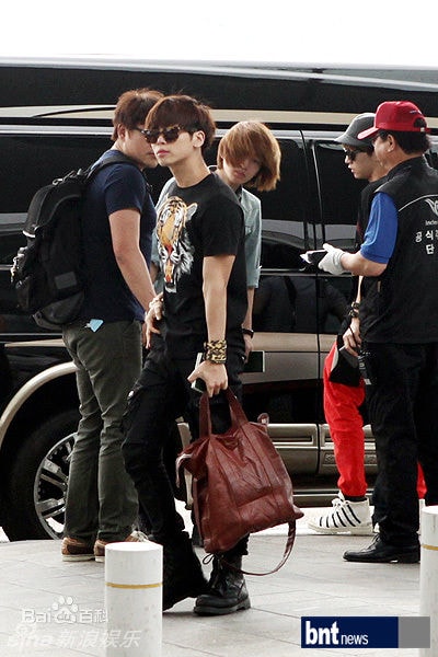 http://www.fjsenfa.cn/pics/star/pic/0169caeedbc44dbd1f154f7ae3f5b956.jpg