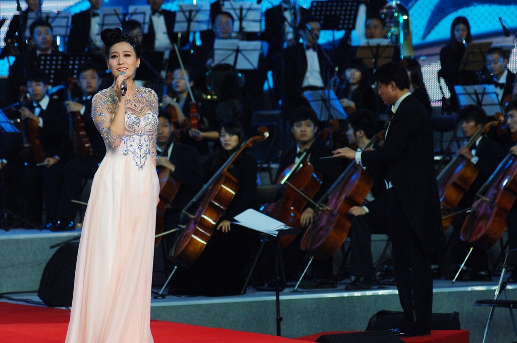http://www.fjsenfa.cn/pics/star/pic/031965a14ed8c31a7702ea8063415a46.jpg