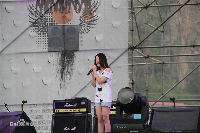 http://www.fjsenfa.cn/pics/star/pic/09e8bafe3e8f5be22c54696c483a6677.jpg