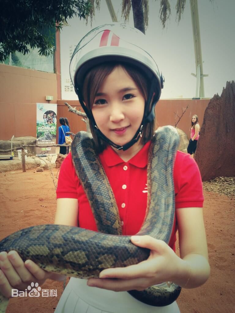 http://www.fjsenfa.cn/pics/star/pic/10ef7760769a8da5a9dbd3cc6109fe87.jpg
