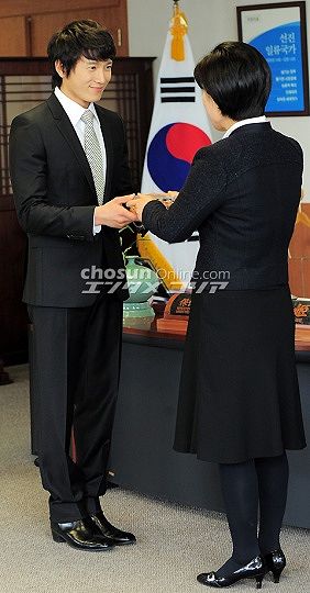 http://www.fjsenfa.cn/pics/star/pic/113d63fd57869ad647e800a001bbc66a.jpg