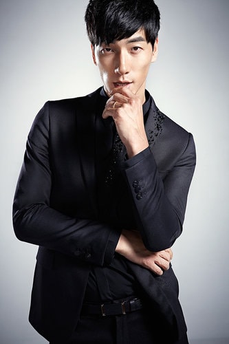 http://www.fjsenfa.cn/pics/star/pic/14e1a76f6bbe35ad39d5fe0322058b38.jpg