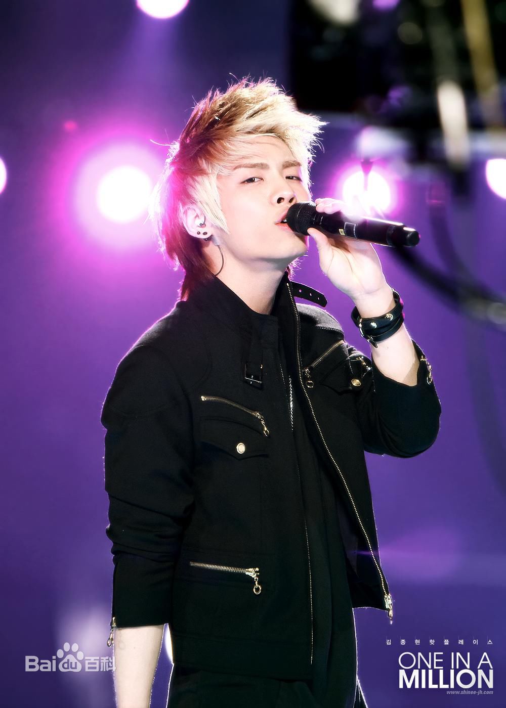 http://www.fjsenfa.cn/pics/star/pic/1597a7763e573b5fcbd52ea35d9d4eb0.jpg