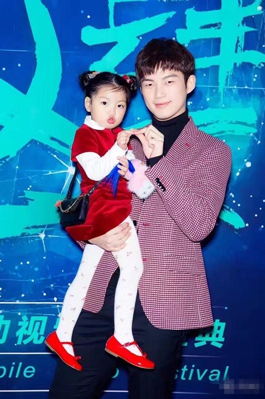 http://www.fjsenfa.cn/pics/star/pic/1a11a7dc06df214b288af862f418ce2a.jpg
