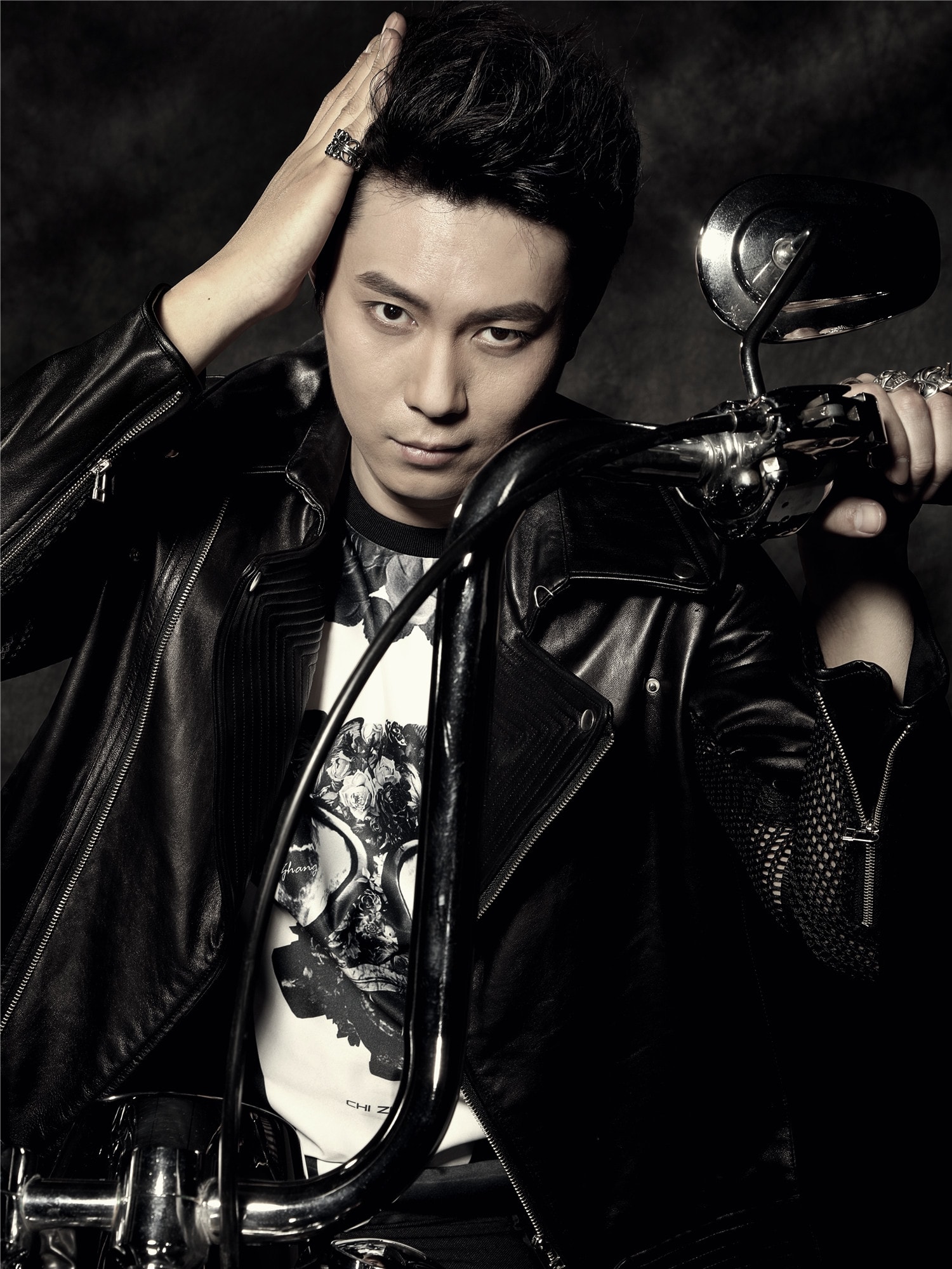 http://www.fjsenfa.cn/pics/star/pic/1b5c/ec2f2b7d2f7925e78a84e210ebcf.jpg